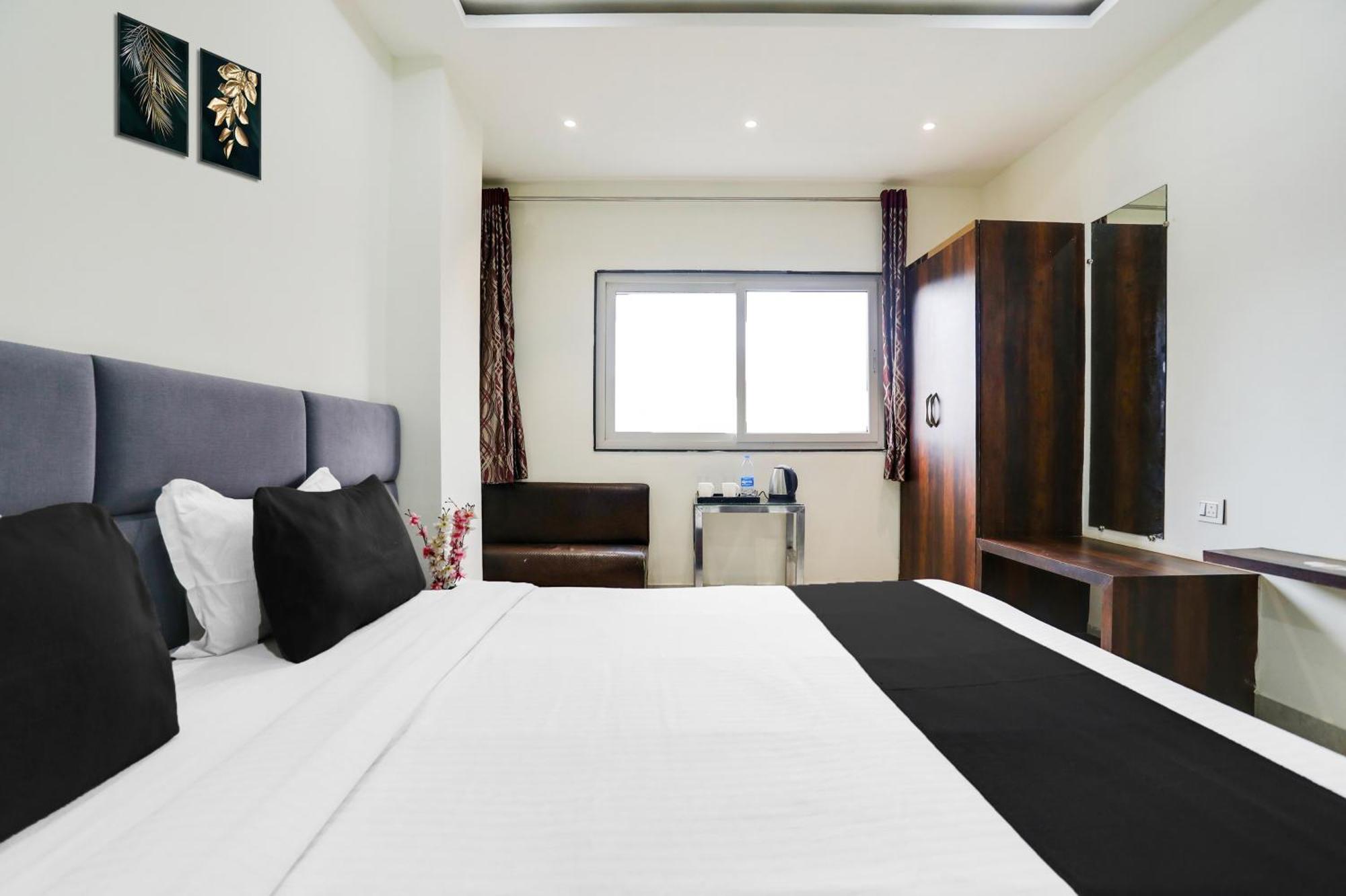 Hotel Super Collection O Mp Nagar Bhopal Zewnętrze zdjęcie